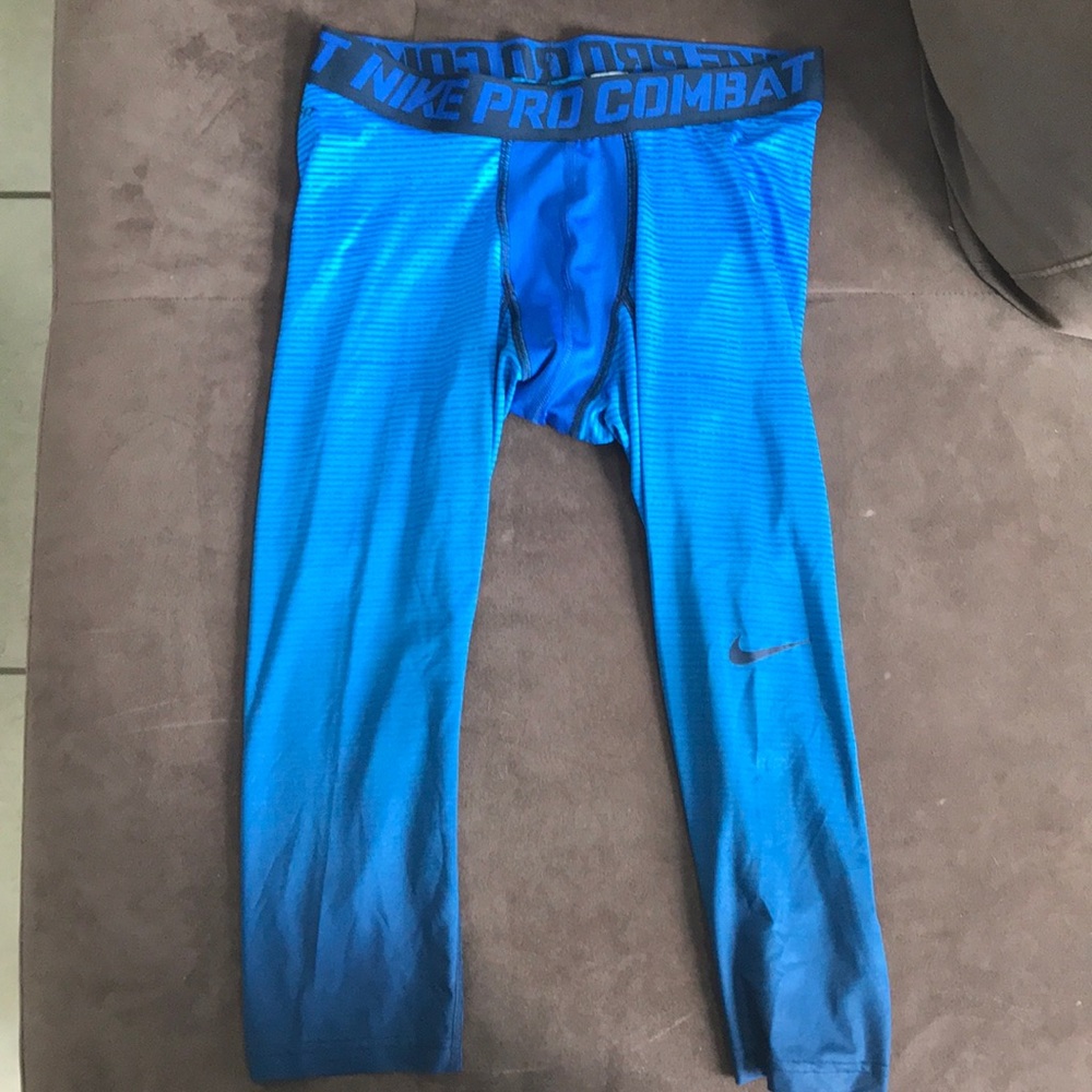 COPY - Nike Pro-Combat Compression Pants (3/4 length)